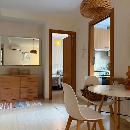 Apartment With Parking A 350m De La Playa